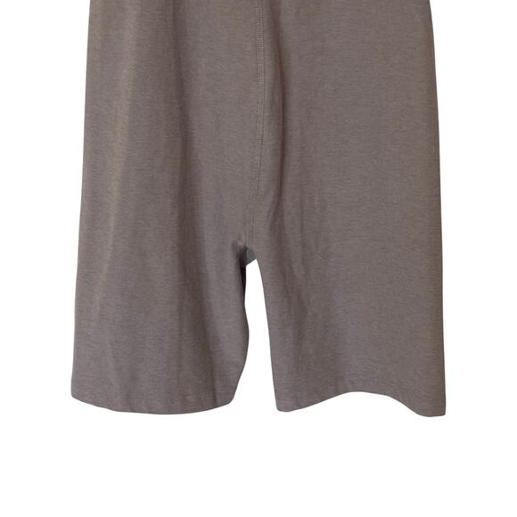 BEYOND YOGA Spacedye Pace Biker Jumpsuit Birch Heather, Size Medium - Picture 10 of 15